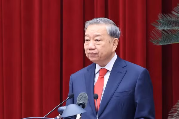 Tổng Bí thư Tô Lâm phát biểu khai mạc Hội nghị lần thứ hai Ban Chấp hành Trung ương Đảng khóa XIV. Ảnh: Thống Nhất/TTXVN