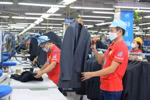 Cần hỗ trợ lực lượng doanh nghiệp nhỏ và vừa phát triển bằng các chính sách thuế hợp lý.