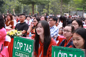 Học sinh Trường THCS Trần Duy Hưng (Cầu Giấy, Hà Nội) trong một hoạt động ngoại khóa. Ảnh: Khôi Nguyên