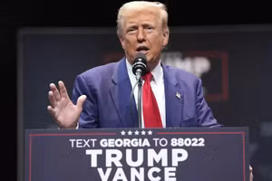 Cựu Tổng thống Donald Trump có cách tiếp cận mạnh tay với thuế quan hàng hóa vào Mỹ.