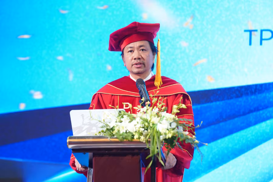 ts-tran-viet-anh.jpg