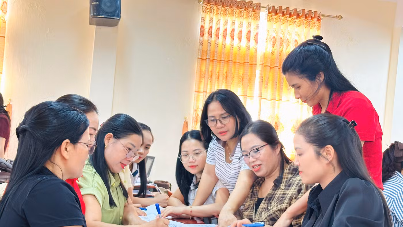 Sở GD&ĐT tổ chức tập huấn 'Triển khai Chương trình giáo dục mầm non thí điểm năm học 2026 - 2027' cho gần 150 cán bộ quản lý, giáo viên của 15 trường thực hiện thí điểm.