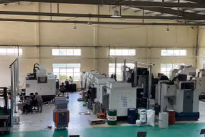 Xưởng thực hành cơ khí do Trường Cao đẳng Công nghệ cao Đồng An phối hợp với doanh nghiệp triển khai. Ảnh: Hà An.