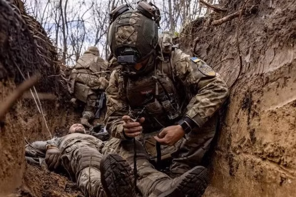Hệ thống phòng thủ ở Kostiantynivka Ukraine đang sụp đổ