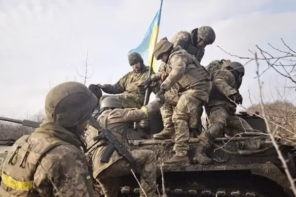 Pokrovsk-Myrnohrad lâm nguy, tướng Syrskyi xin lệnh tổng động viên