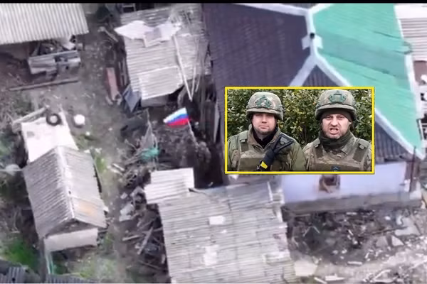 Nhóm binh sĩ Ukraine phất cờ Nga đào ngũ