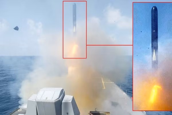 Vì sao Mỹ ngừng phóng Tomahawk đánh Iran?