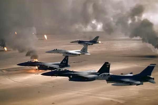 Mỹ ồ ạt không kích, Iran lập tức phá hủy hệ thống Patriot