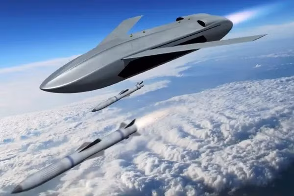 Phóng tên lửa AIM-120 từ máy bay không người lái MQ-28 Ghost Bat để bắn hạ máy bay không người lái mục tiêu.