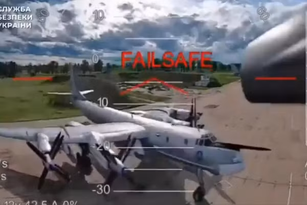 UAV Ukraine tấn công sâu vào lãnh thổ Nga gần 2.000km