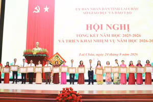 Nhiều cá nhân, tổ chức của Lai Châu được khen thưởng.