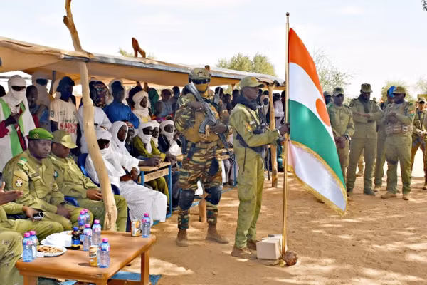 Niger tuyên bố tổng động viên để 'chuẩn bị chiến tranh với Pháp'