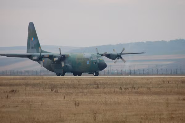 Mỹ tặng miễn phí vận tải cơ C-130H Hercules cho đối tác