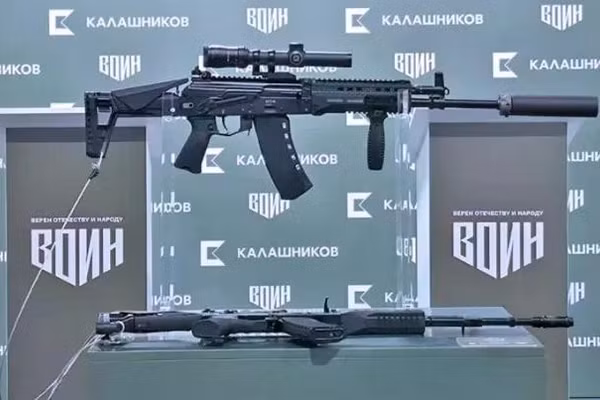 Kalashnikov nói chi tiết về đặc tính ưu việt của súng trường tấn công AK-12+