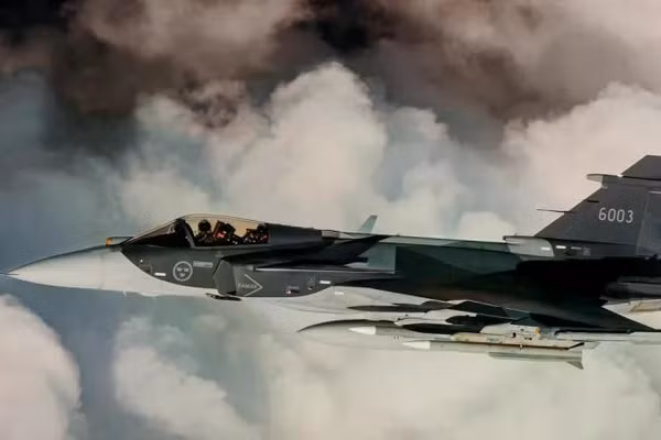 Chuyên gia dập tắt giấc mơ của Ukraine về việc kiểm soát bầu trời bằng Gripen