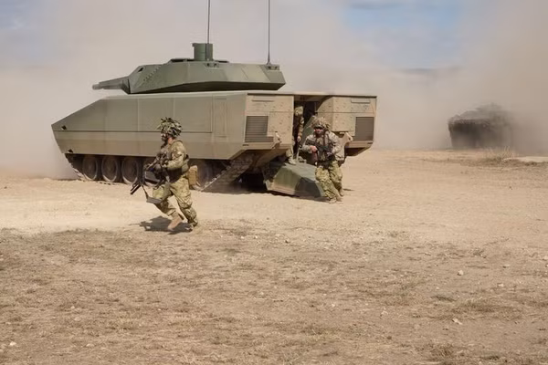 Quân đội Mỹ thay thế hoàn toàn xe chiến đấu bộ binh Bradley bằng Lynx?