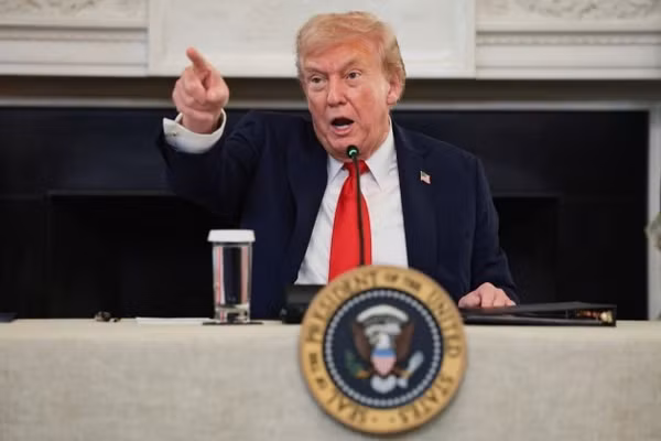 Ông Trump gây sốc khi đề xuất loại Tây Ban Nha khỏi NATO