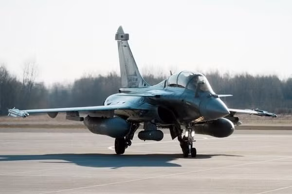 'Gáo nước lạnh' cho Nga khi Ấn Độ chọn mua 114 tiêm kích Rafale thay vì Su-57?