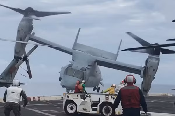 Mỹ thiệt hại nặng khi máy bay MV-22B của Thủy quân lục chiến gặp nạn