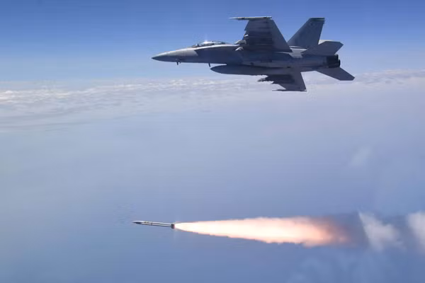Hải quân Mỹ sẽ có khả năng diệt radar cách xa 300km