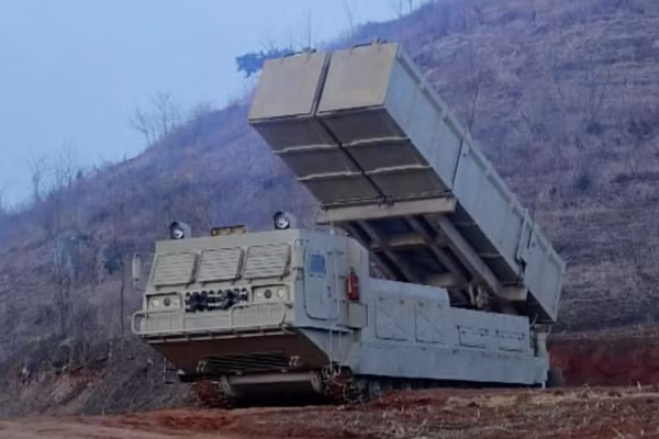 Tên lửa tầm xa KN-24 của Triều Tiên mạnh vượt trội ATACMS
