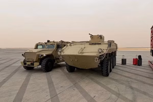 Xe bọc thép BTR-22 lần đầu tiên xuất hiện tại một triển lãm quốc tế