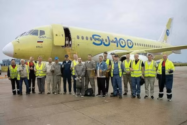 Nguyên mẫu Superjet 100 đã hoàn thành chương trình thử nghiệm tại Belarus