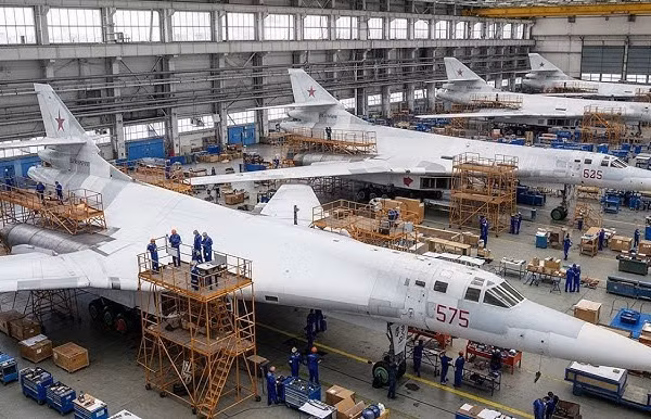 Quá trình hiện đại hóa Tu-160 diễn ra lặng lẽ nhưng vẫn hiệu quả
