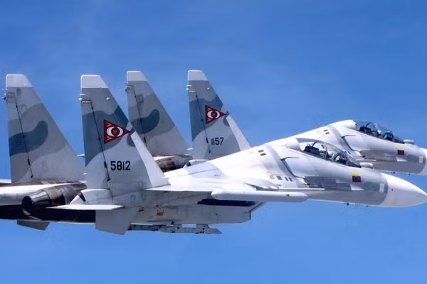 Venezuela còn bao nhiêu máy bay Su-30MKV và F-16 sẵn sàng chiến đấu?
