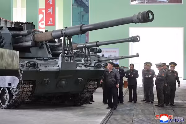 Pháo tự hành 'mạnh ngang K9' của Triều Tiên sẽ phục vụ trong Quân đội Nga?