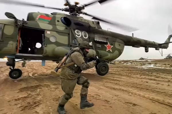 Căng thẳng leo thang khi Belarus triển khai đặc nhiệm dọc biên giới Ukraine