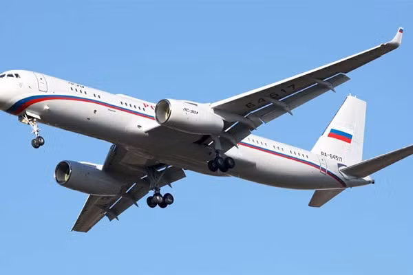 'Máy bay ngày tận thế' của Nga tới Iran phát tín hiệu cảnh báo Mỹ