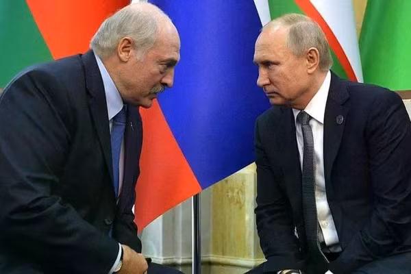 'Liên minh hai mặt': Belarus đã quay lưng với Nga như thế nào?