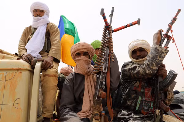 Những trận oanh tạc của Nga đánh bật phiến quân Tuareg khỏi thành phố Kidal