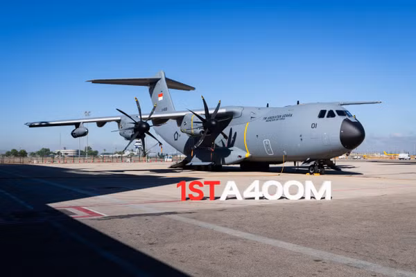 Quốc gia Đông Nam Á nhận chiếc A400M đầu tiên để thay thế C-130