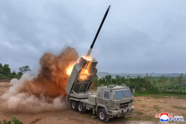 Triều Tiên gây bất ngờ khi thử nghiệm một hệ thống tương tự HIMARS của Mỹ