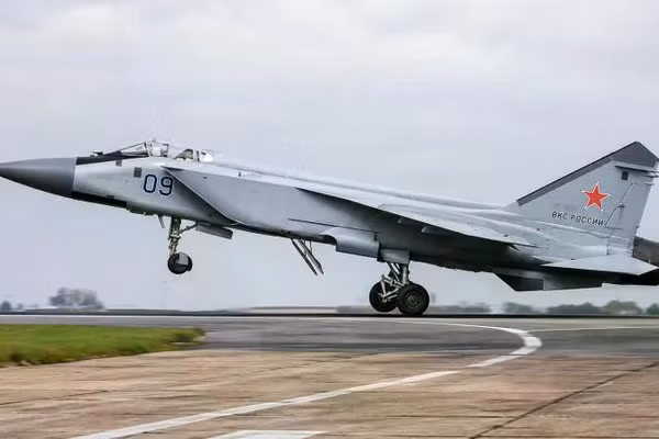 Tiêm kích MiG-31 của Nga không còn khả năng đối phó máy bay NATO?