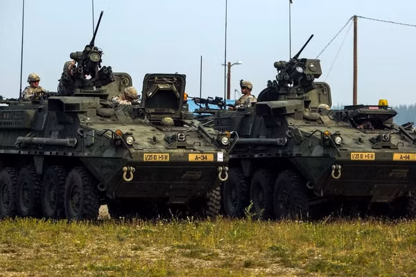 Ukraine sẽ nhận thiết giáp Stryker 'gần như miễn phí' nếu Ba Lan từ chối?