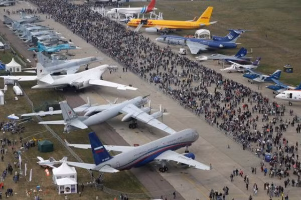 Áp lực lớn từ Ukraine khiến Nga phải hủy bỏ triển lãm hàng không MAKS-2026