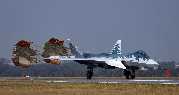 Chuyên gia Mỹ chỉ rõ ưu nhược điểm của tiêm kích tàng hình Su-57