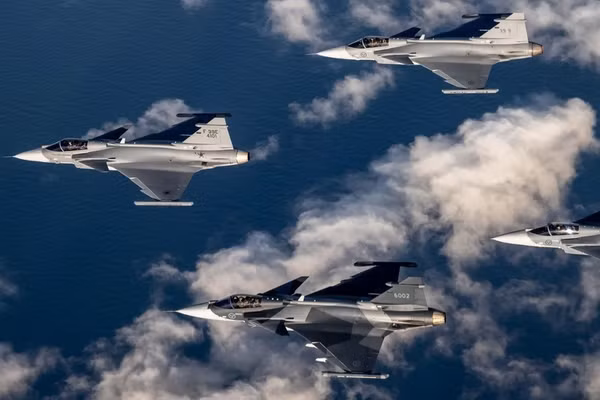 Đại sứ Nga: Tiêm kích Gripen của Thụy Điển sẽ không thể giúp ích gì cho Ukraine