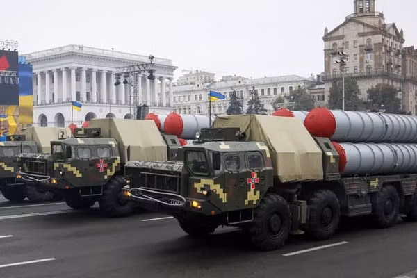 Mỹ sẽ bán hệ thống phòng không 'sao chép' S-300 cho Ukraine thay vì Patriot