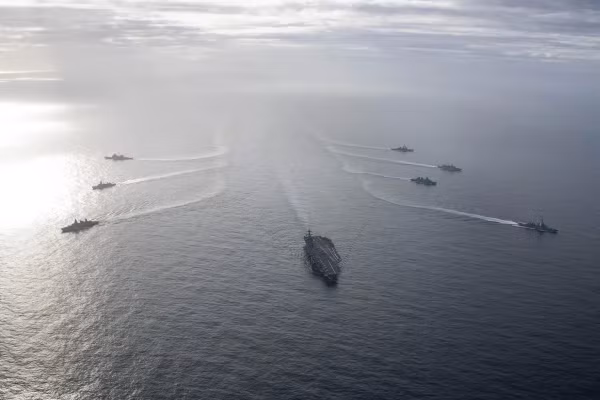 Tàu sân bay Gerald R. Ford tới điểm nóng, cuộc tấn công Venezuela sắp diễn ra?