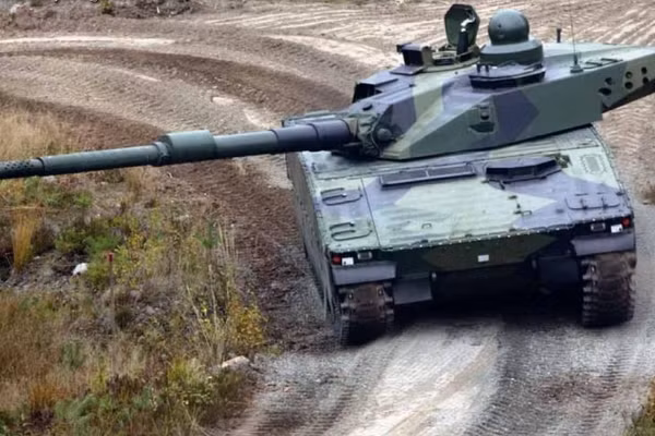 Xe tăng hạng nhẹ cuối cùng đã đánh bại Leopard 2A8 và K2 