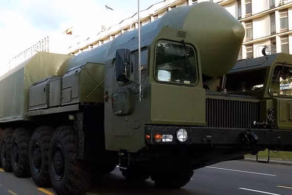 Nga đang chuẩn bị một cuộc tấn công quy mô lớn bằng tên lửa Oreshnik vào Ukraine