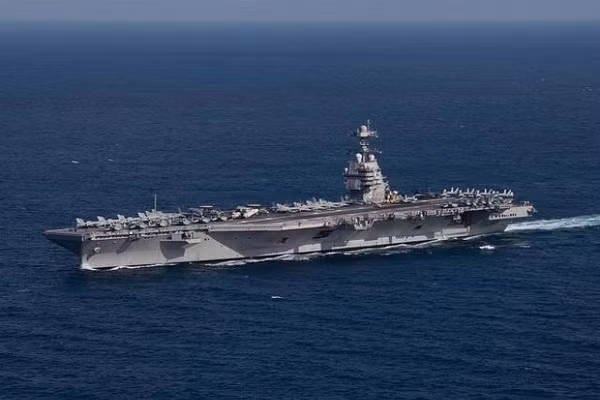 Tên lửa đánh trúng tàu sân bay Mỹ có thể là ác mộng đối với Iran