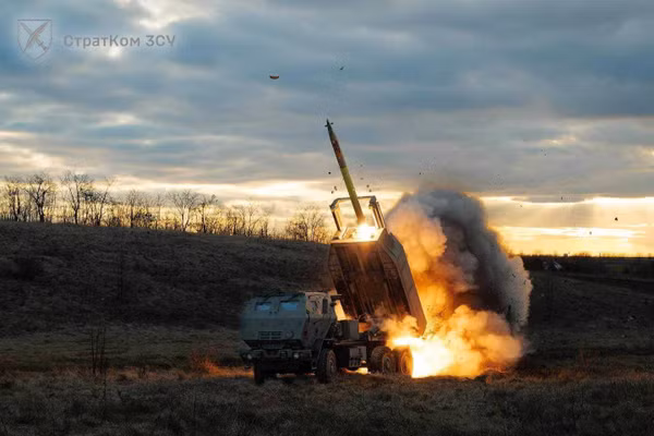Lockheed Martin tăng gần gấp đôi sản lượng tên lửa GMLRS và PAC-3