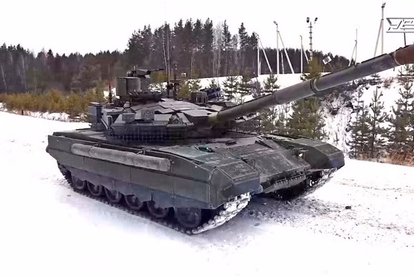 Hệ thống Arena-M trên T-72B3A vượt xa Trophy của xe tăng Merkava Mk 4
