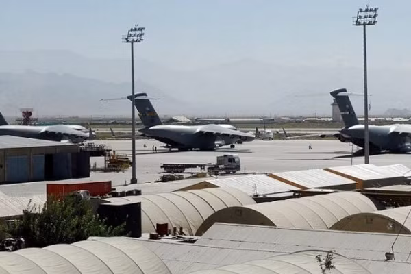 Ông Trump cảnh báo Taliban 'hậu quả thảm khốc' nếu không trả lại căn cứ Bagram