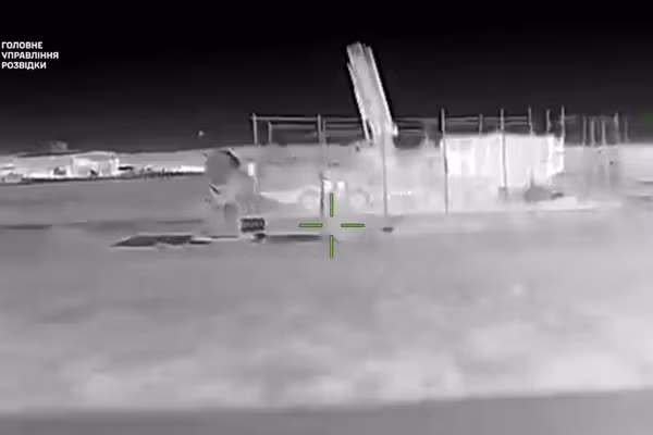 'Những bóng ma' của GUR phá hủy loạt trạm radar của S-400 ở Crimea